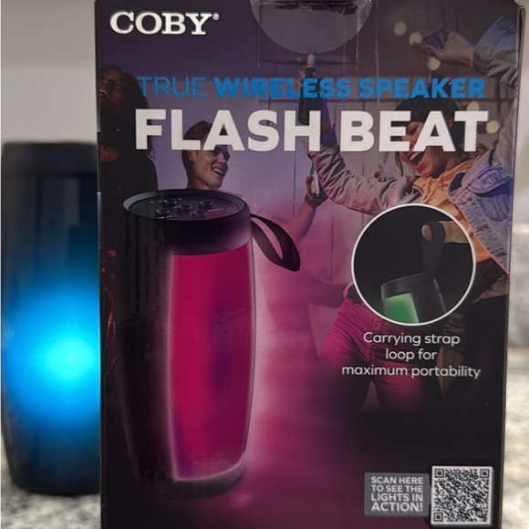 Coby Flash Beat Wireless Speaker - Black with Multicolor Light LOUD Portable - Picture 4 of 7